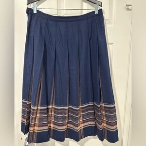 Pendleton Navy Blue, Burnt Orange, Brown & Orange Pleated Skirt size 16